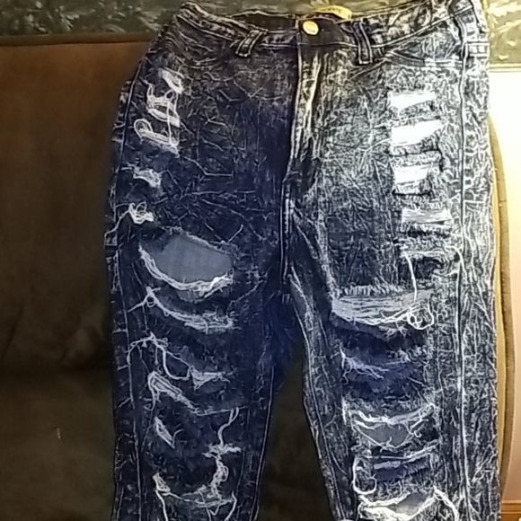<APHRODITE> High Waist Distressed Skinny Jeans - Picture 14 of 15